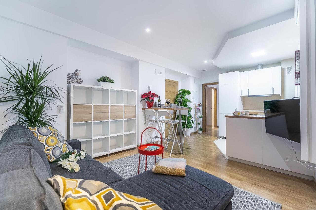 Boutique Mitjana Apartment 马拉加 外观 照片