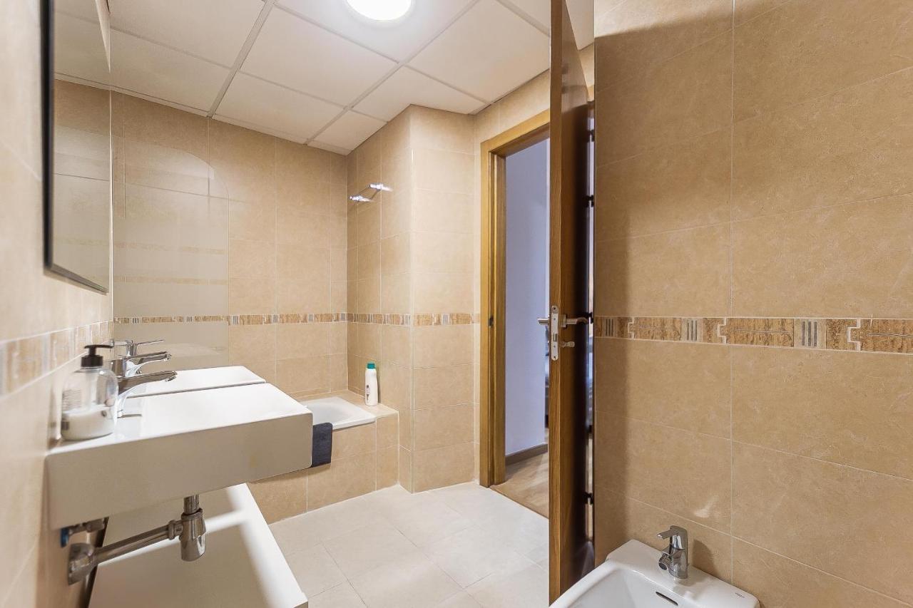 Boutique Mitjana Apartment 马拉加 外观 照片